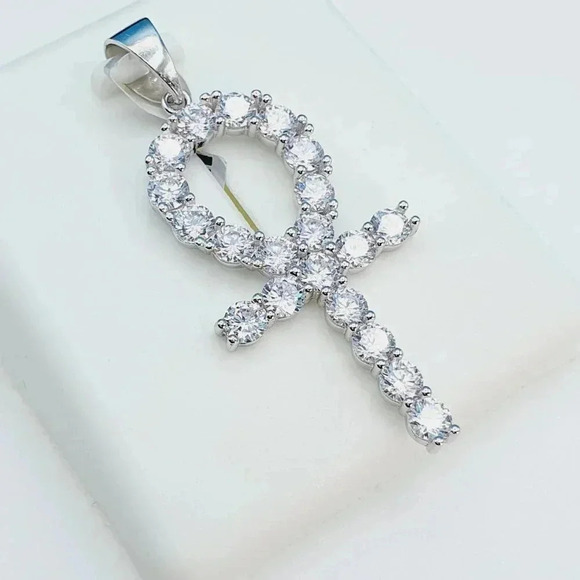 "925 Sterling Silver Cubic Zirconia Pendant, UU1P6A6002 - Picture 1 of 10